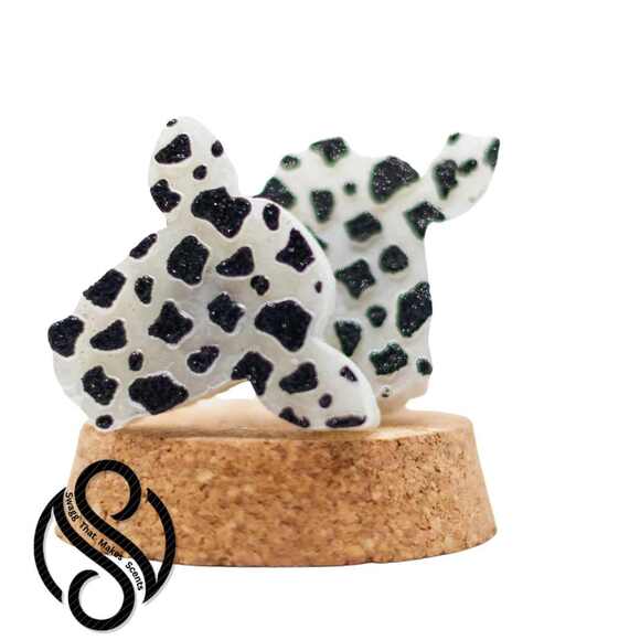 Cow Print Silicone Vent Clip Mold | DIY Car Freshie Resin Mold – Farm Style - Picture 5 of 6